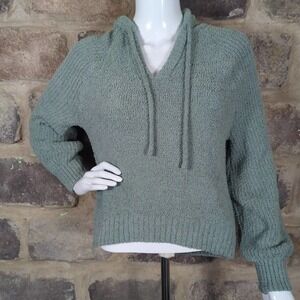 SO Sweater‎ Light Green Junior's Size Small Hooded Fuzzy Pull Over Neutral